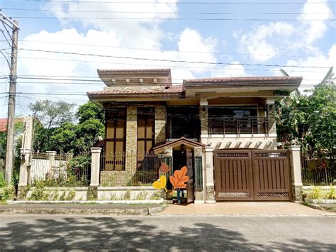 6 Bedroom 2 Storey House 312 Sqm Lot And 210 Sqm Floor In Barangay