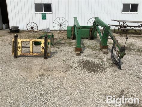 John Deere 148 Tractor Mounted Loader W Bucket And Bale Spear Bigiron Auctions