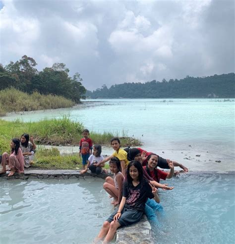 Wisata Kawah Talaga Bodas Objek Wisata Alam Yang Eksotis Di Garut