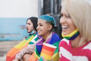 Saúde mental da população LGBTQIA piorou nos últimos anos Nav Dasa