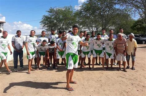 JORNAL NOSSA VOZ BARROCAS BA Barrocas Equipes fazem último