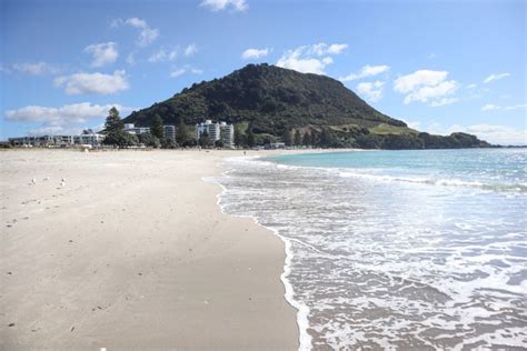 Mount Maunganui: The Best Beach Town in New Zealand