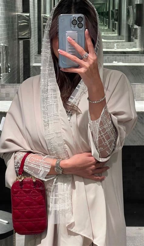 Pin By Aaa16 On افتارات بنات Abayas Fashion Abaya Fashion Arab