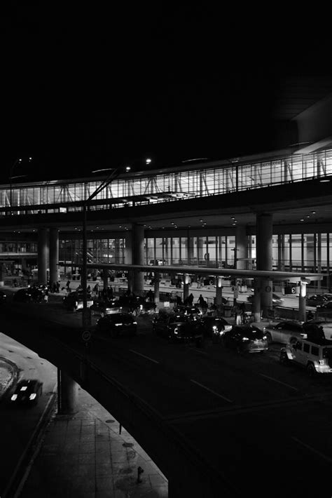 Arrivals Busy Evening At Toronto Pearson Airport Todd