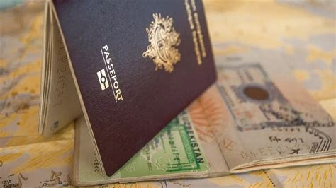 Réduction De 50 Des Visas Accordés Aux Maghrébins Tebboune Déterminé à Priver Les Français De