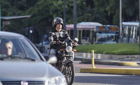 Conoce Las Nuevas Reglas Sobre El Uso Del Casco Para Motociclistas