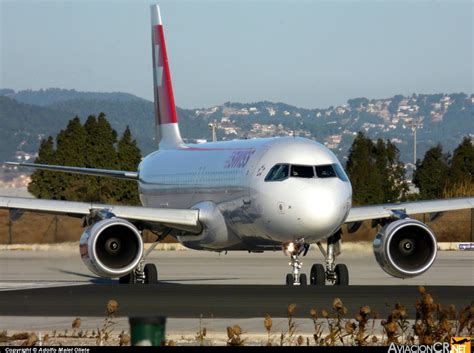 HB IJR SWISS Airbus A320 214 AviacionCR Net