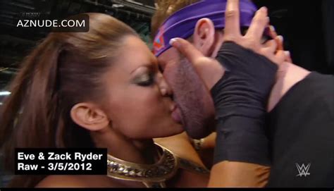 WWE MONDAY NIGHT RAW NUDE SCENES AZNude