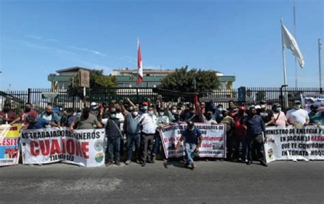 Conflictos En Cuajone Y Las Bambas Afectan A Mil Trabajadores