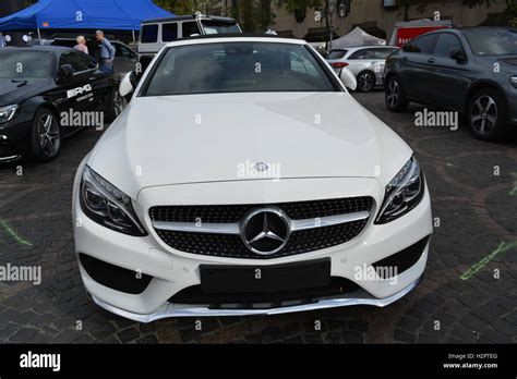 Mercedes Benz car Stock Photo - Alamy