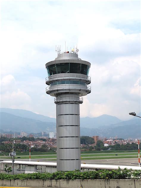 Olaya Herrera (EOH): A Guide to Medellín's Domestic Airport