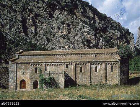 Monasterio De Sta Maria Iglesia S X Arquitectura Romanica Album