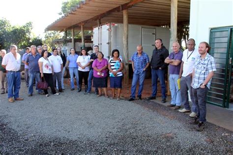 Prefeito e secretário inauguram depósitos de insumos agrícolas no