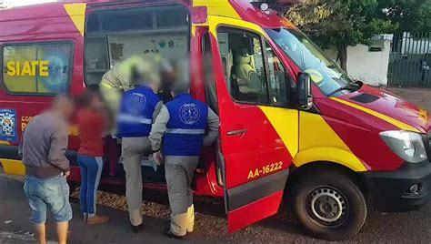 Homem Fratura Dois Dentes Ao Cair De Bicicleta Na Rua Le Nidas Fagundes