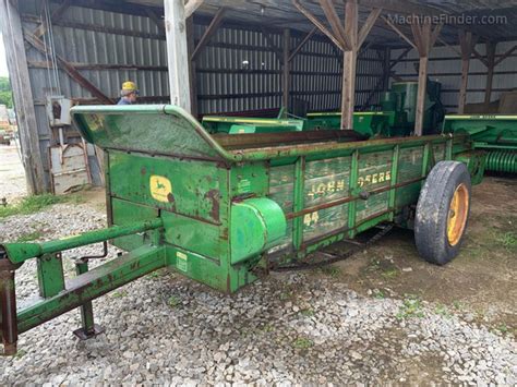 John Deere 44 Manure Spreaders MachineFinder