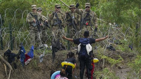 México se compromete a detener la ley antimigrante de Texas Extra