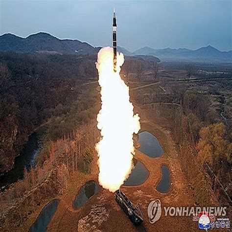 北朝鮮 新型極超音速ミサイル発射実験に「成功」 2024年4月3日掲載 ライブドアニュース