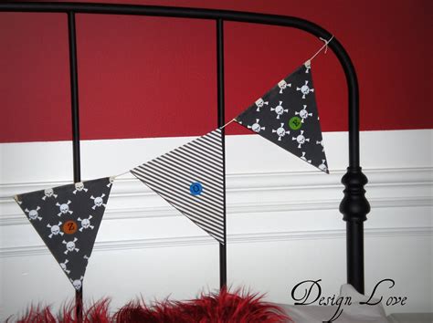 Design Love: DIY Bunting Banner!