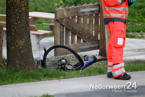 Fietser Overleden Na Aanrijding Met Motor Foto S Video Nederweert24