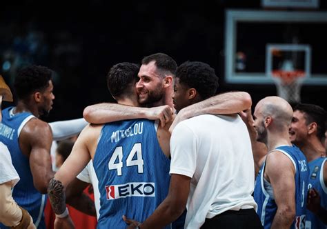 Papagiannisten 5 üçlük Yunanistan Paris biletini aldı Basket