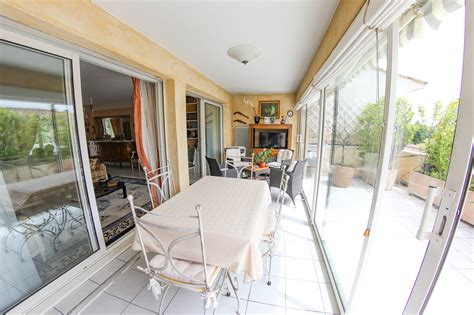 vente 13090 Aix en provence dernier étage duplex T5 de 156m² loggia