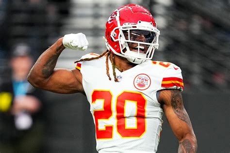 Chiefs Raiders Recap Final Score Kansas City Wins 31 13 In Week 18