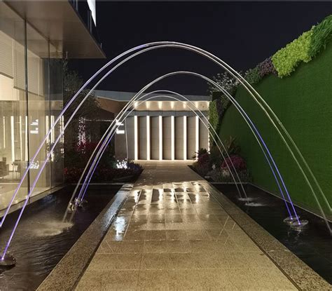 Spray Hight Outdoor Stainless Steel Laminar Jet Fountain China Water