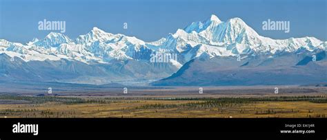 The Alaska Range, a 650 km long mountain range, is the highest in the ...