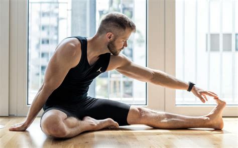 The Best Morning Stretches For Men Fitness Volt