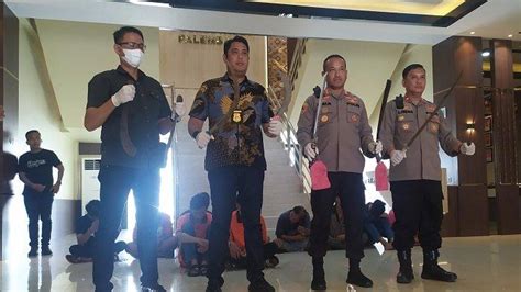 Bawa Puluhan Sajam Remaja Hendak Tawuran Di Palembang Diciduk Polisi