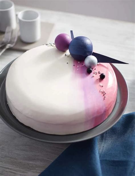 Stunning Mirror Glaze Cake Ideas Recipe For The Glassy Mixture