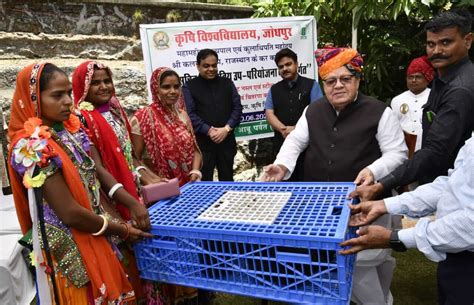 राज्यपाल मिश्र ने आदिवासी क्षेत्र में कृषि और पशुपालन को बढ़ावा देने के लिए की पहल