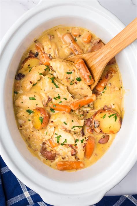 Slow Cooker Creamy Ranch Chicken And Potatoes Chicken Crockpot