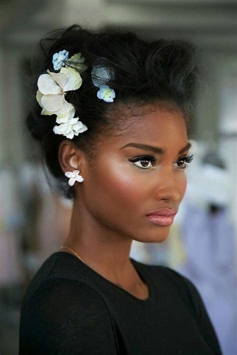 Picture Of Stunning Wedding Makeup Ideas For Dark Skin Tones