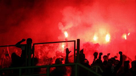 Benfica Bilhetes Do T Tulo Venda Por Mais De Mil Euros No Mercado