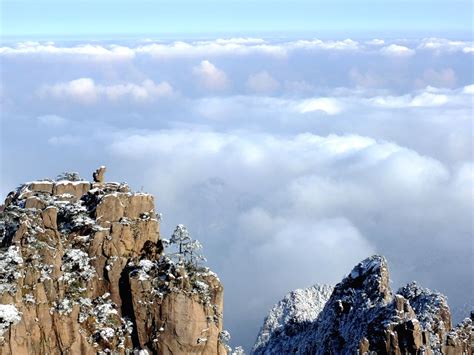 (120214) The scenery after snowfall in Huangshan Mountain