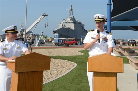 DVIDS - News - USS Montgomery (LCS 8) Blue Crew Conducts Change of ...