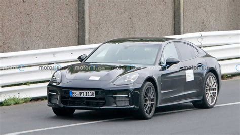 Porsche Panamera Turbo GT Spied Revealing Aggressive Front End ...