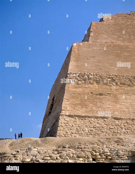 Pyramid In Meidum Pharaoh Sneferu Hi Res Stock Photography And Images