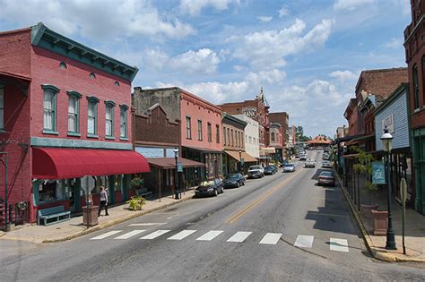 Van Buren Street Scene - Encyclopedia of Arkansas