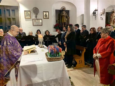 El equipo de gobierno asiste a la función principal de Nuestra Señora