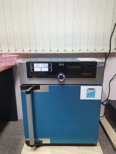 Degree C Degree Celsius Memmert Hot Air Oven For Laboratory At Rs In Chennai