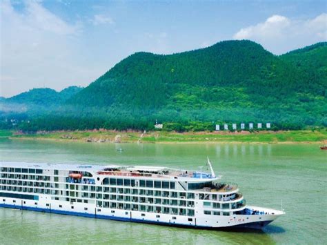 Century Cruises On Twitter Take A Seamless Luxurious Cruise Along