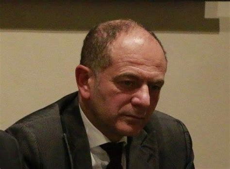 Lovascio, il polpo (la città) e lo scoglio (il potere) – oggiconversano.it