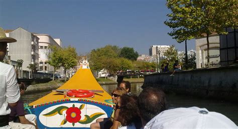 Moliceiro Ride Through Aveiro Aveiro Freetour