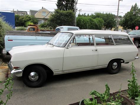 Seattle S Classics Opel Rekord Wagon