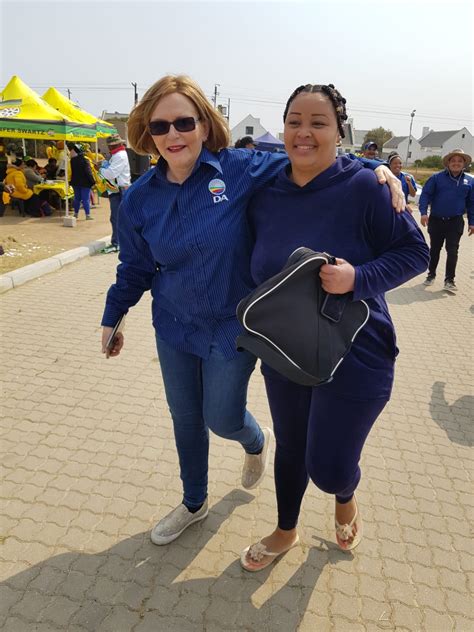 Helen Zille (@helenzille) / Twitter