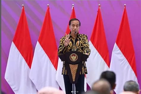 Jokowi Akan Umumkan Kenaikan Gaji ASN 2025 SiapTesCPNS