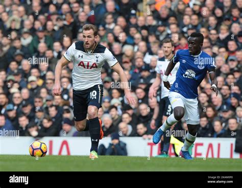 Harry Kane Tottenham Hotspur Fc Fotos Und Bildmaterial In Hoher