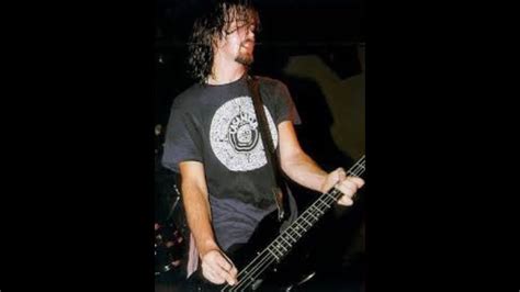 How To Play Bass Like Krist Novoselic Youtube